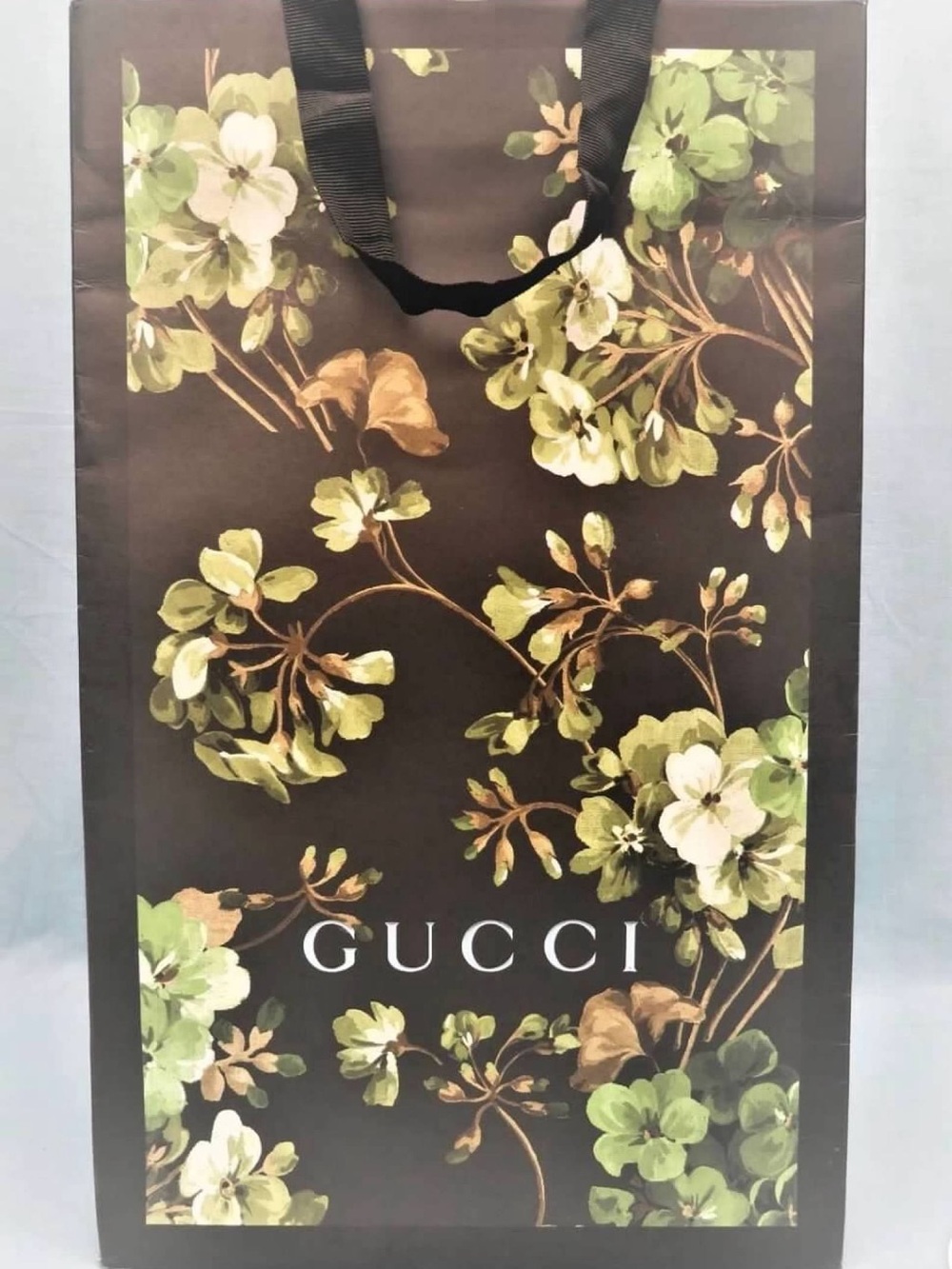 OOAK Upcycled Gucci Floral Handbag – Hand-Laced Crossbody Tote - Picture 3 of 12